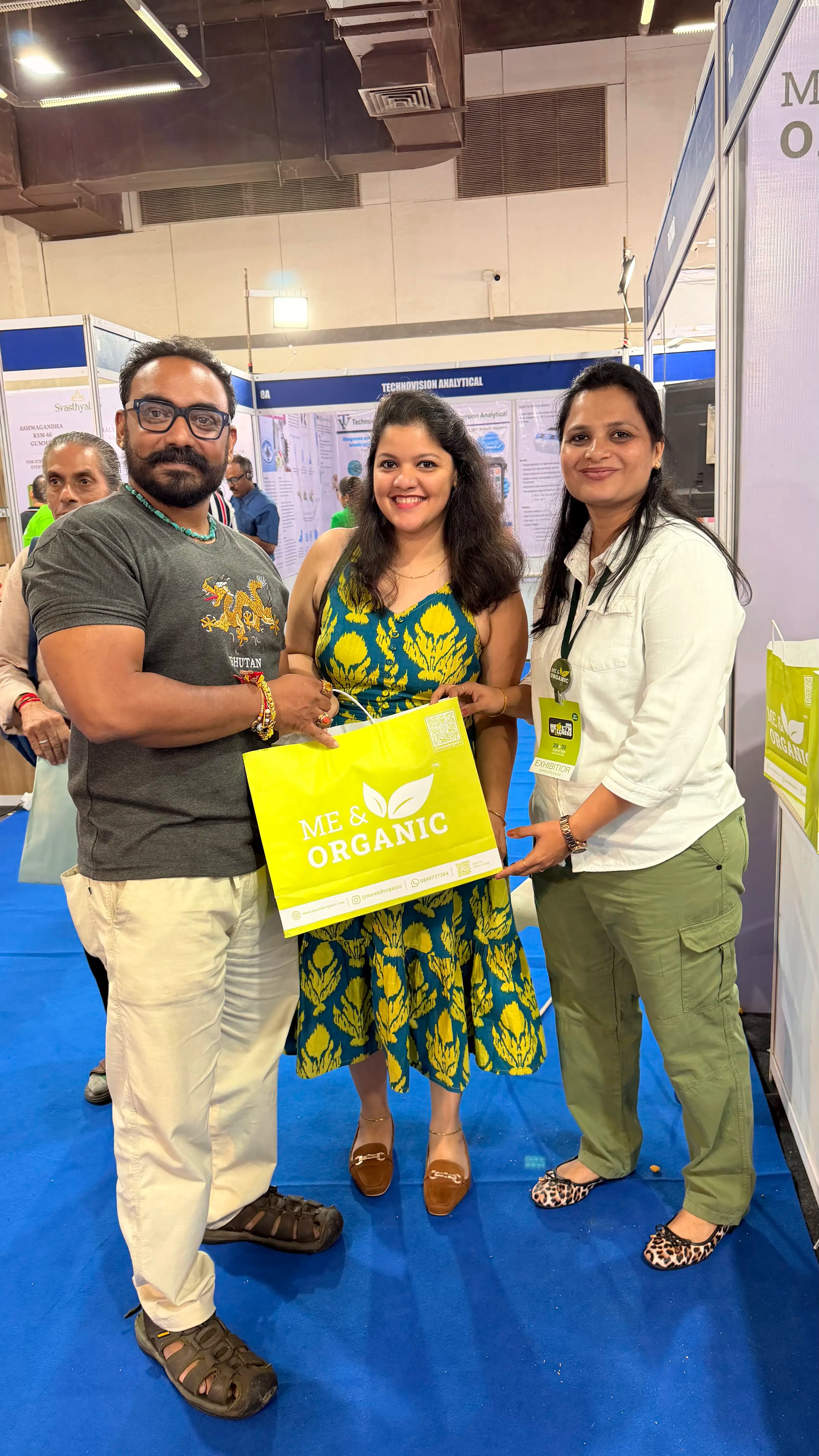 Me & Organic gallery moment